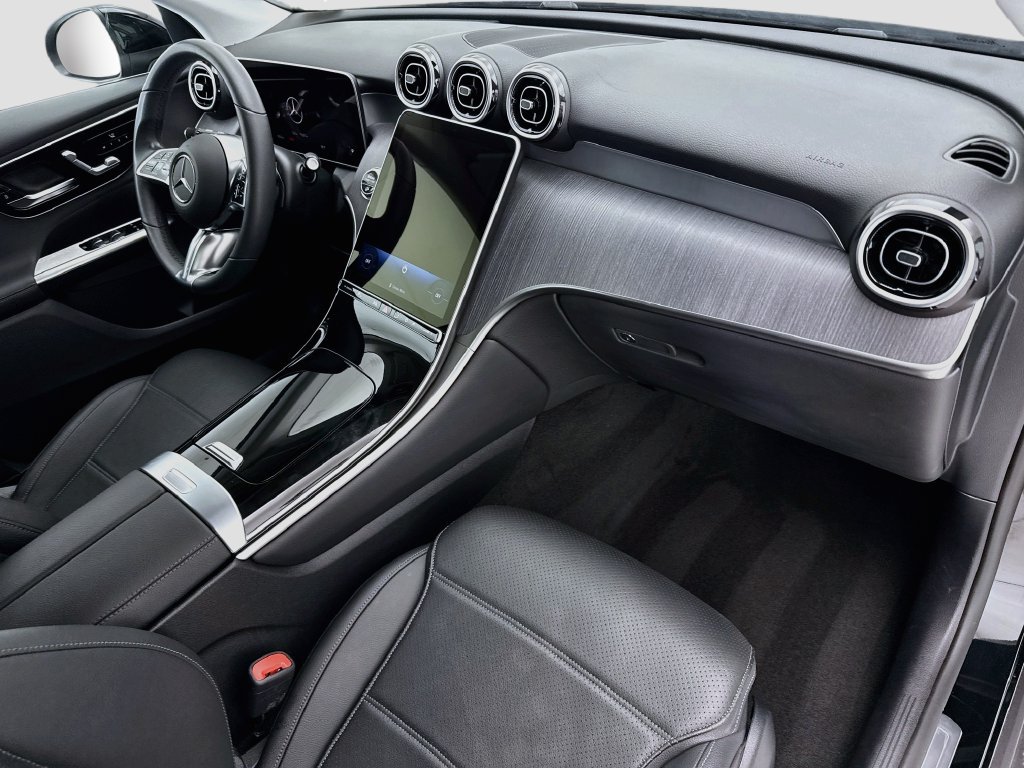 Certified 2026 Mercedes-Benz GLC 300 image 15