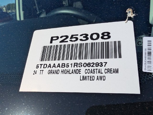 Certified 2024 Toyota Grand Highlander AWD image 38