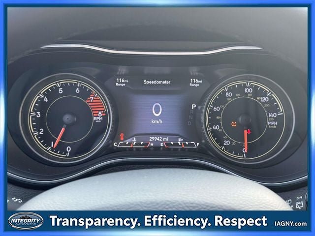 Used 2022 Jeep Cherokee Limited w/ Mopar Interior Package AWD/4WD image 25