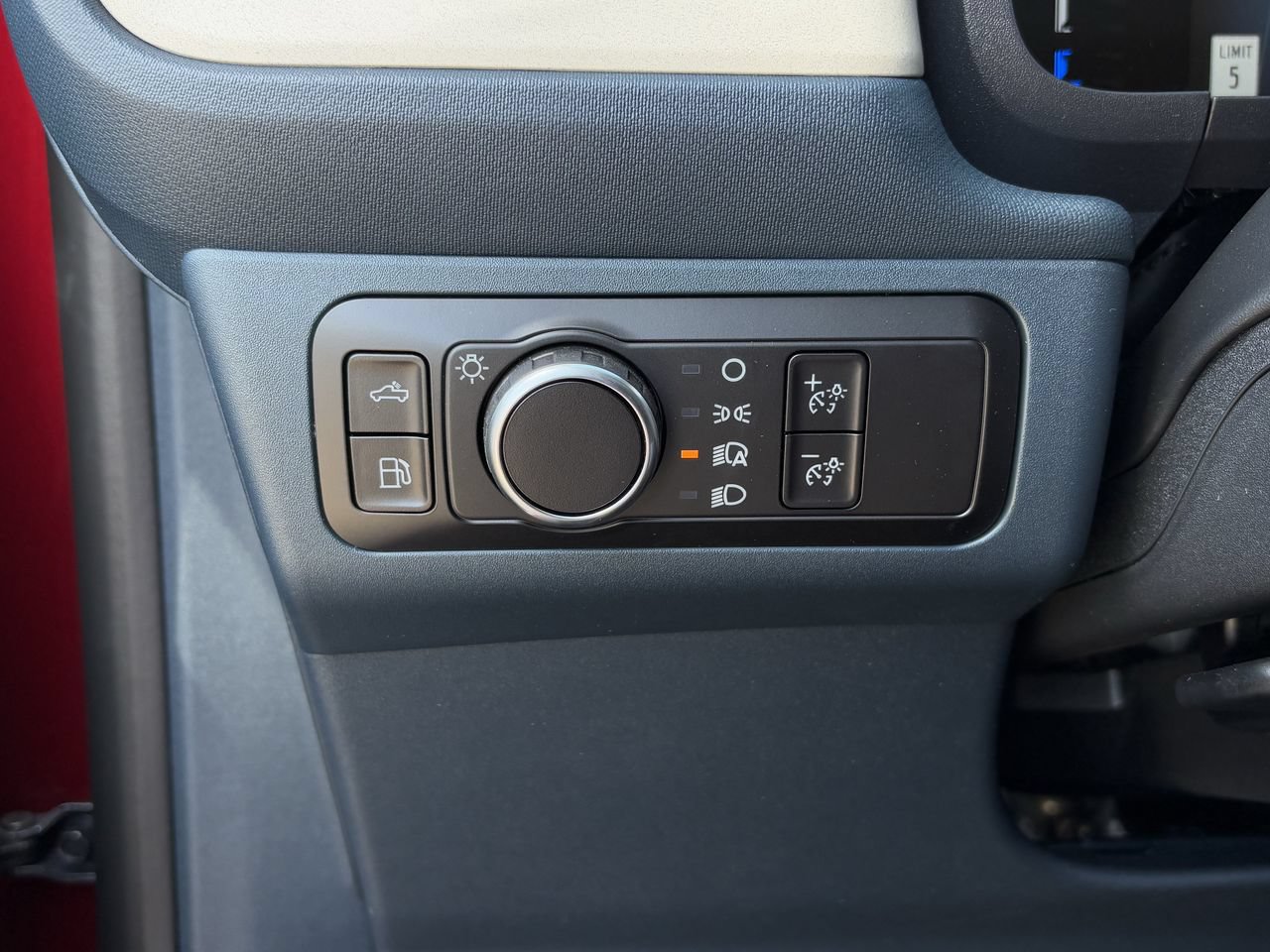 New 2026 Ford Maverick Lariat AWD/4WD image 22