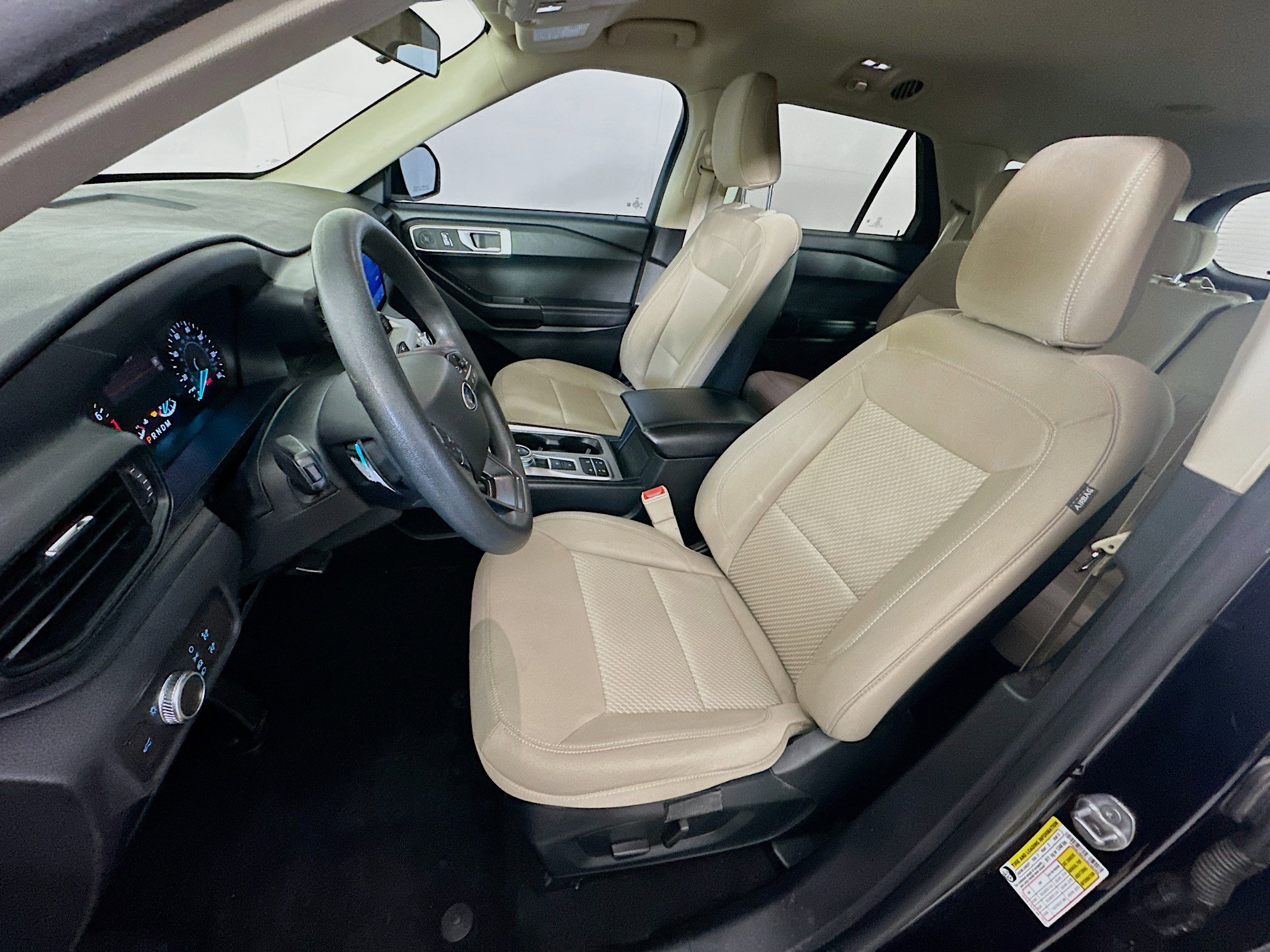 Used 2020 Ford Explorer 2WD w/ Class III Trailer Tow Package image 13