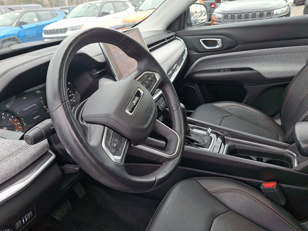 Used 2022 Jeep Compass Latitude w/ Sun and Sound Group image 25