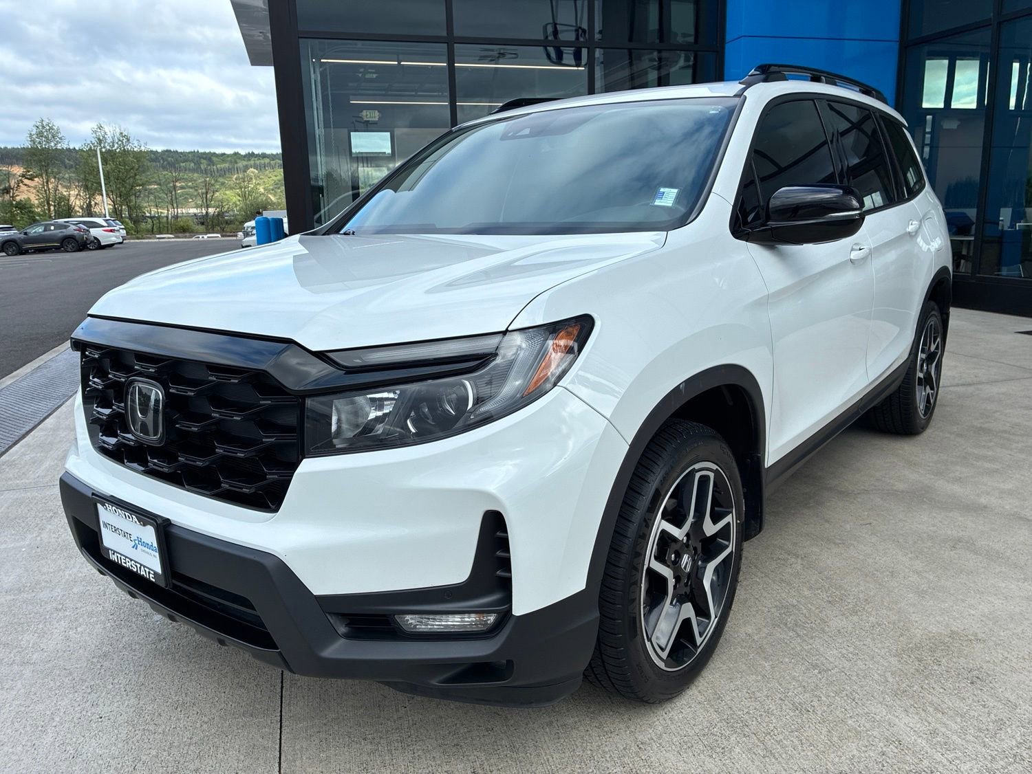 Used 2022 Honda Passport Elite image 1
