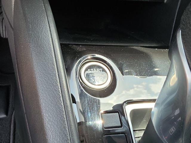 Certified 2023 Nissan Versa SR w/ Trunk Package FWD image 26