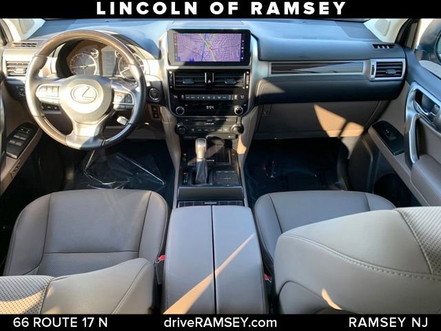 Used 2022 Lexus GX 460 Premium image 24