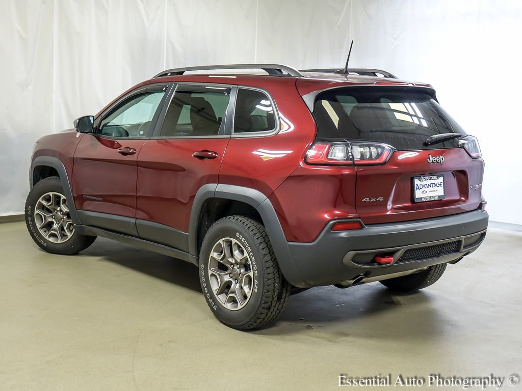 Used 2020 Jeep Cherokee Trailhawk w/ Cold Weather Group AWD/4WD image 8