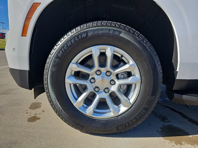 New 2026 Chevrolet Suburban LS RWD image 33
