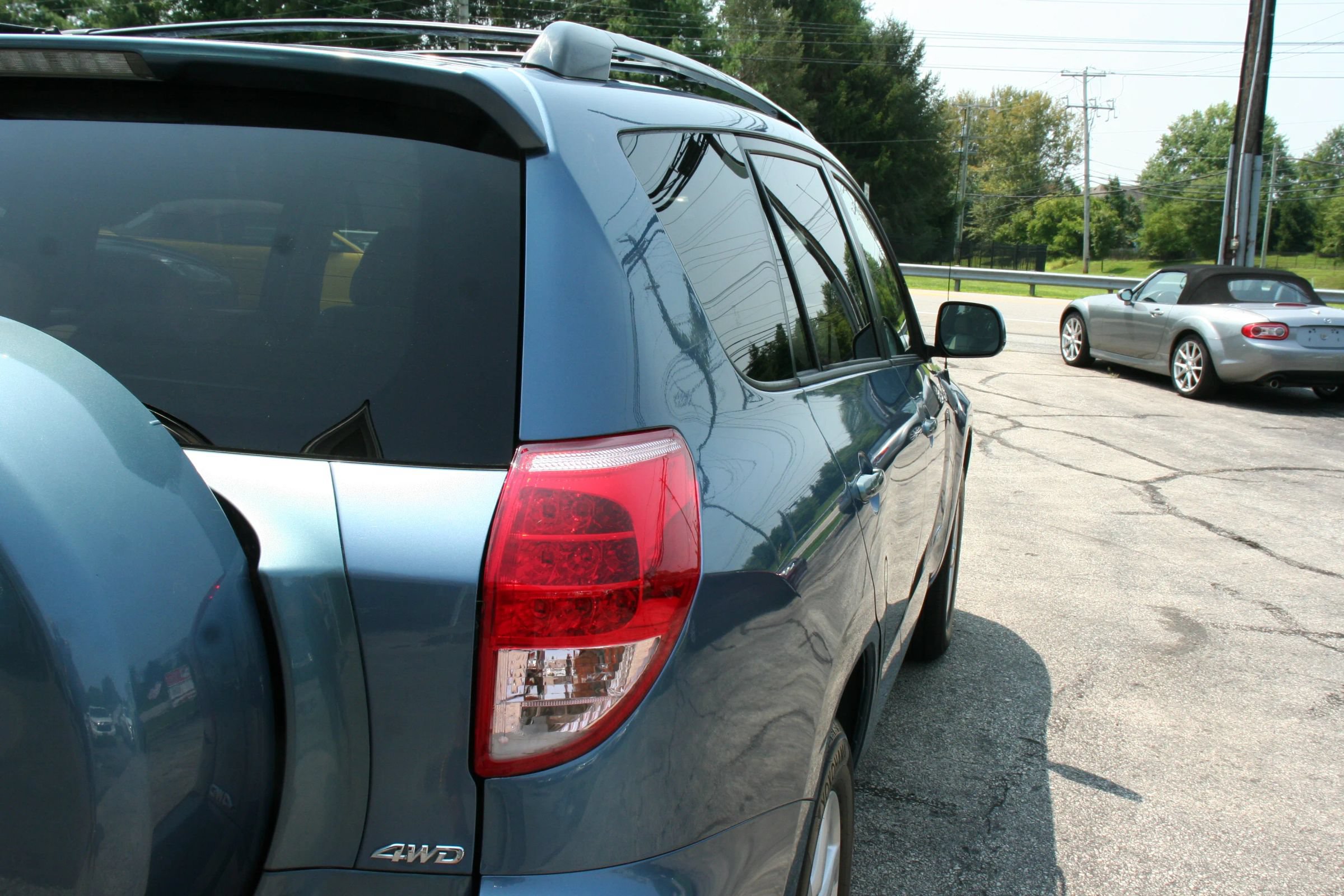 Used 2006 Toyota RAV4 Limited AWD/4WD image 28