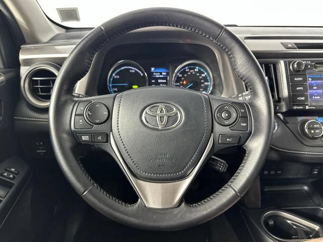 Used 2017 Toyota RAV4 XLE AWD/4WD image 17