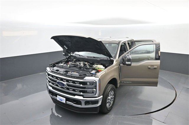 New 2026 Ford F250 Lariat w/ FX4 Off-Road Package image 39