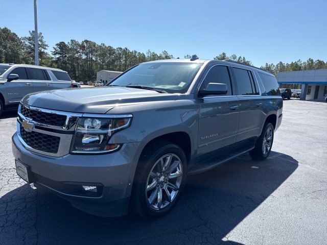 Used 2020 Chevrolet Suburban LT RWD image 7