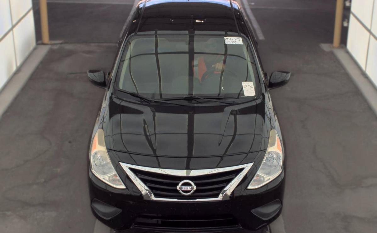 Used 2016 Nissan Versa S Plus FWD image 2