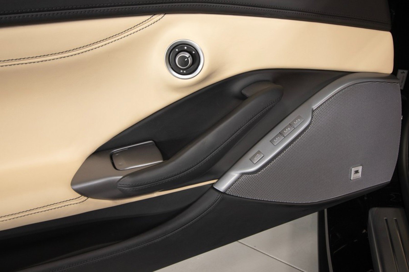 Used 2020 Ferrari Portofino image 41