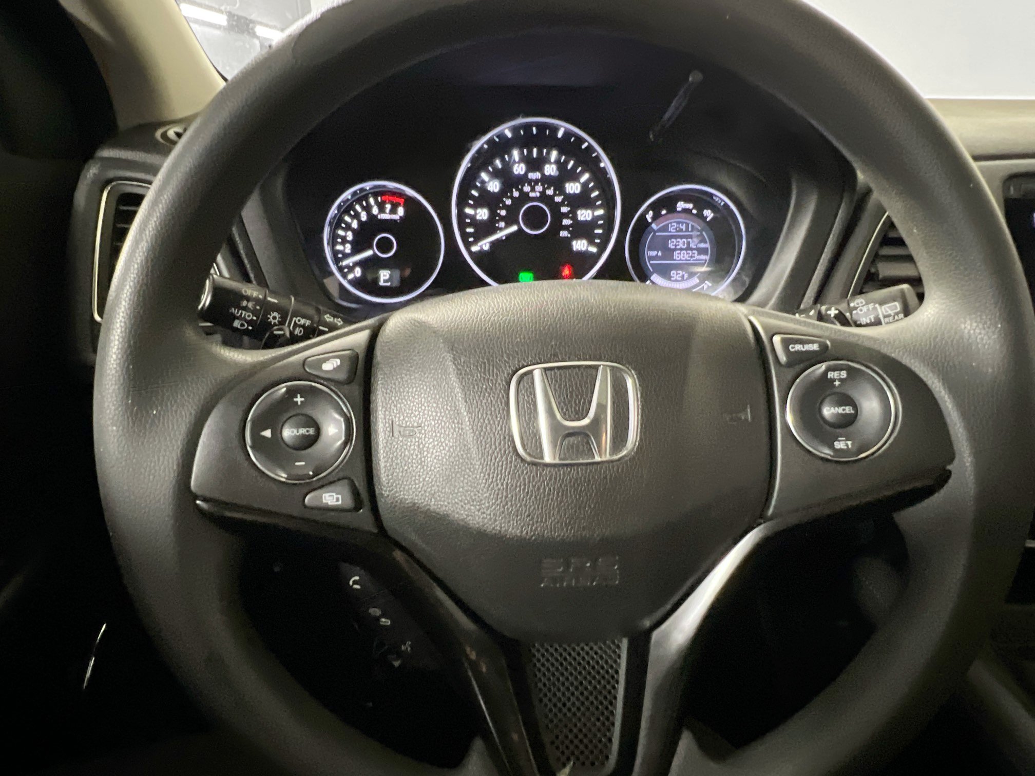 Used 2017 Honda HR-V EX image 18