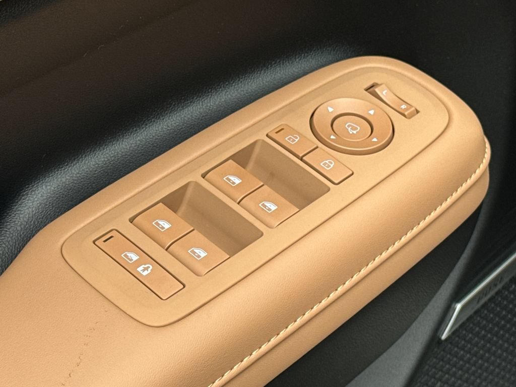 New 2026 Hyundai Santa Fe Calligraphy AWD/4WD image 8