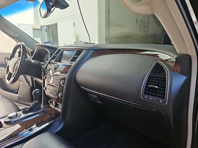 Used 2013 INFINITI QX56 4WD w/ Deluxe Touring Pkg image 19