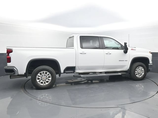 Used 2025 Chevrolet Silverado 2500 LT AWD/4WD image 31