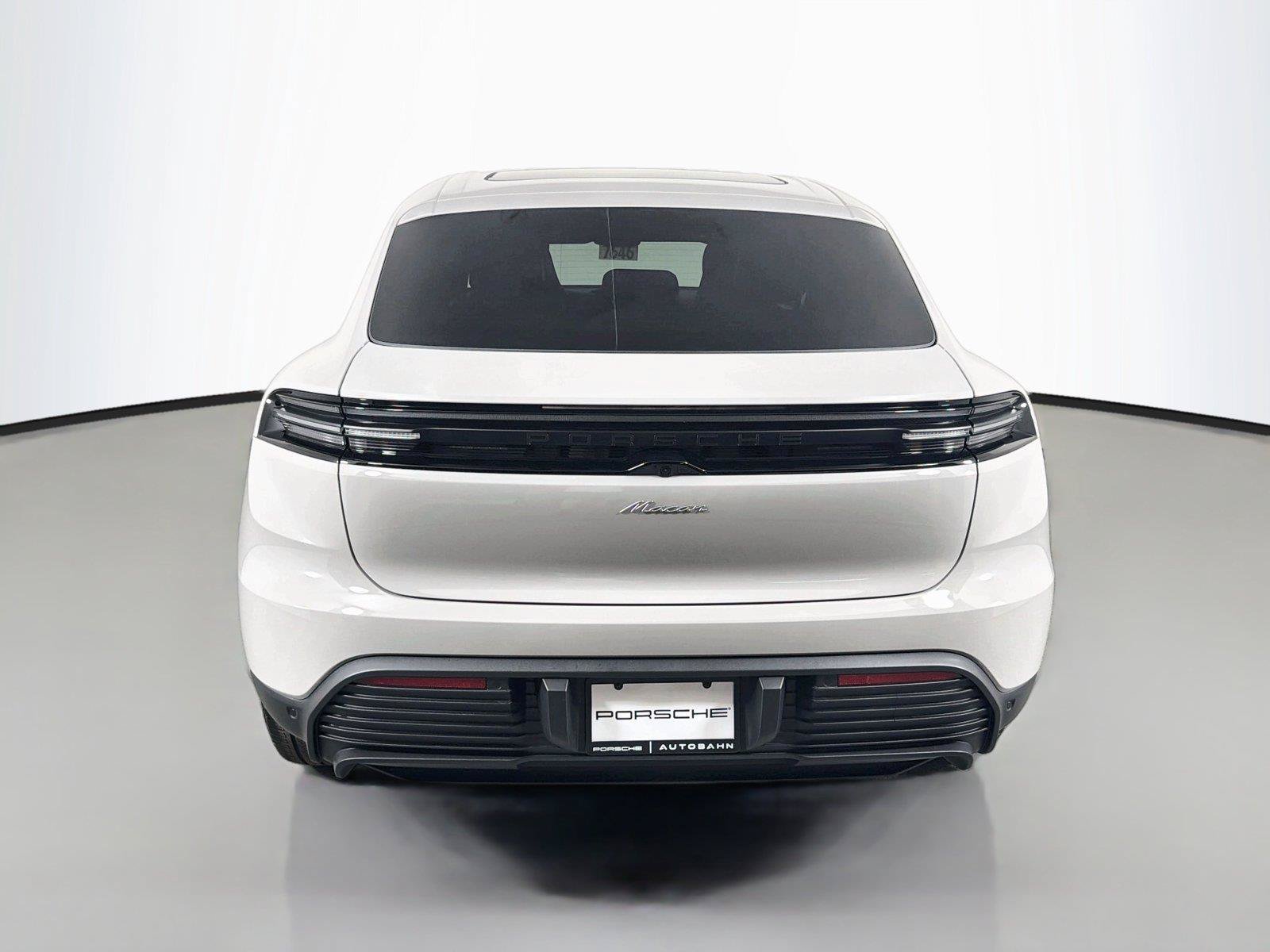 Certified 2026 Porsche Macan Electric RWD image 6