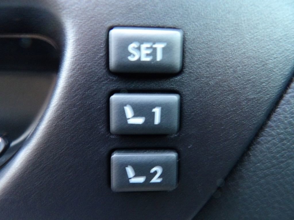 Used 2019 Subaru Outback 2.5i Limited w/ Popular Package #2 image 11