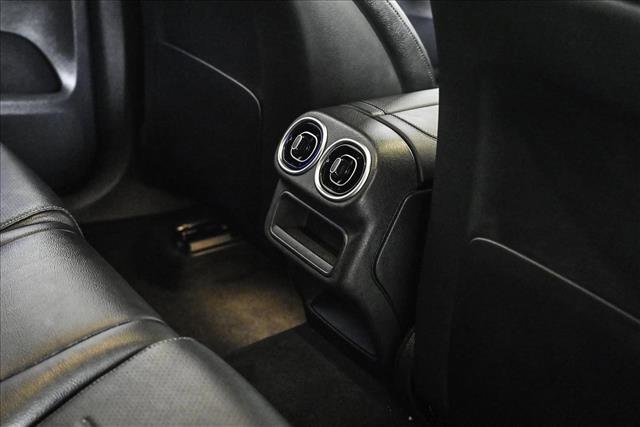 New 2026 Mercedes-Benz GLC 300 4MATIC image 19