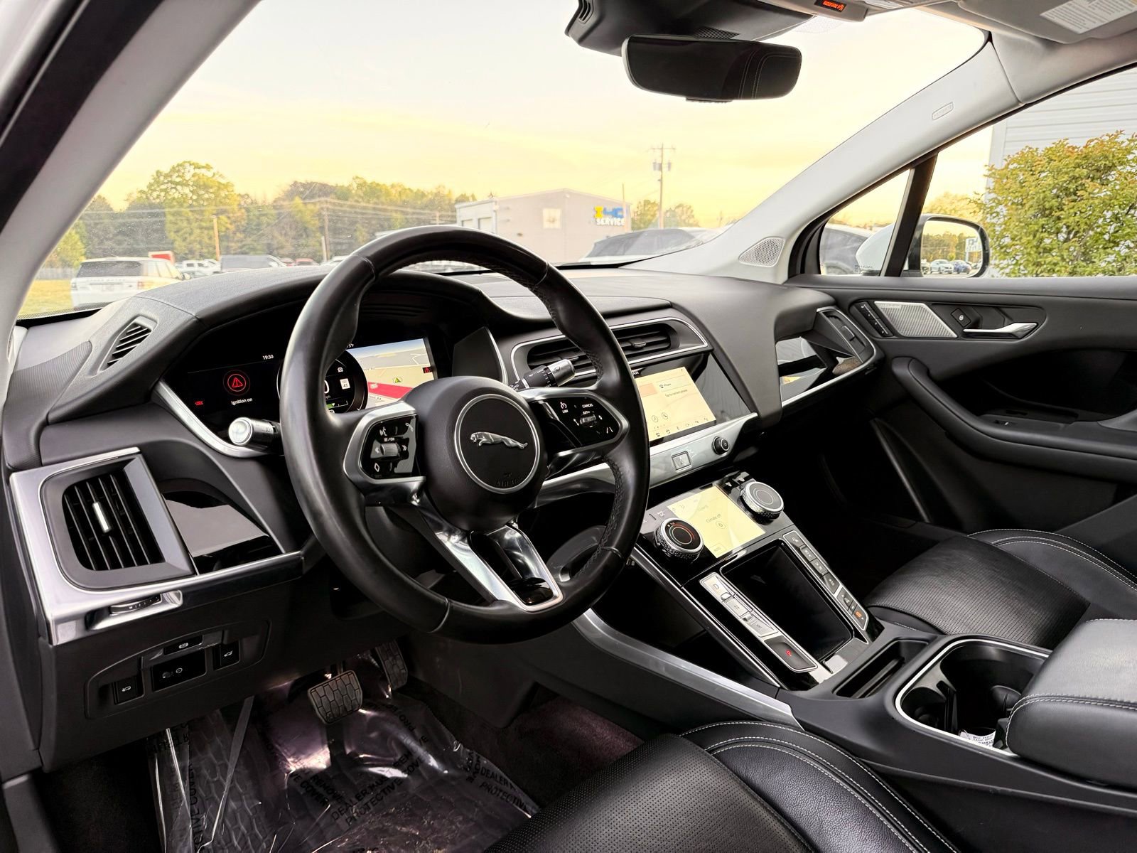 Used 2020 Jaguar I-PACE S image 33