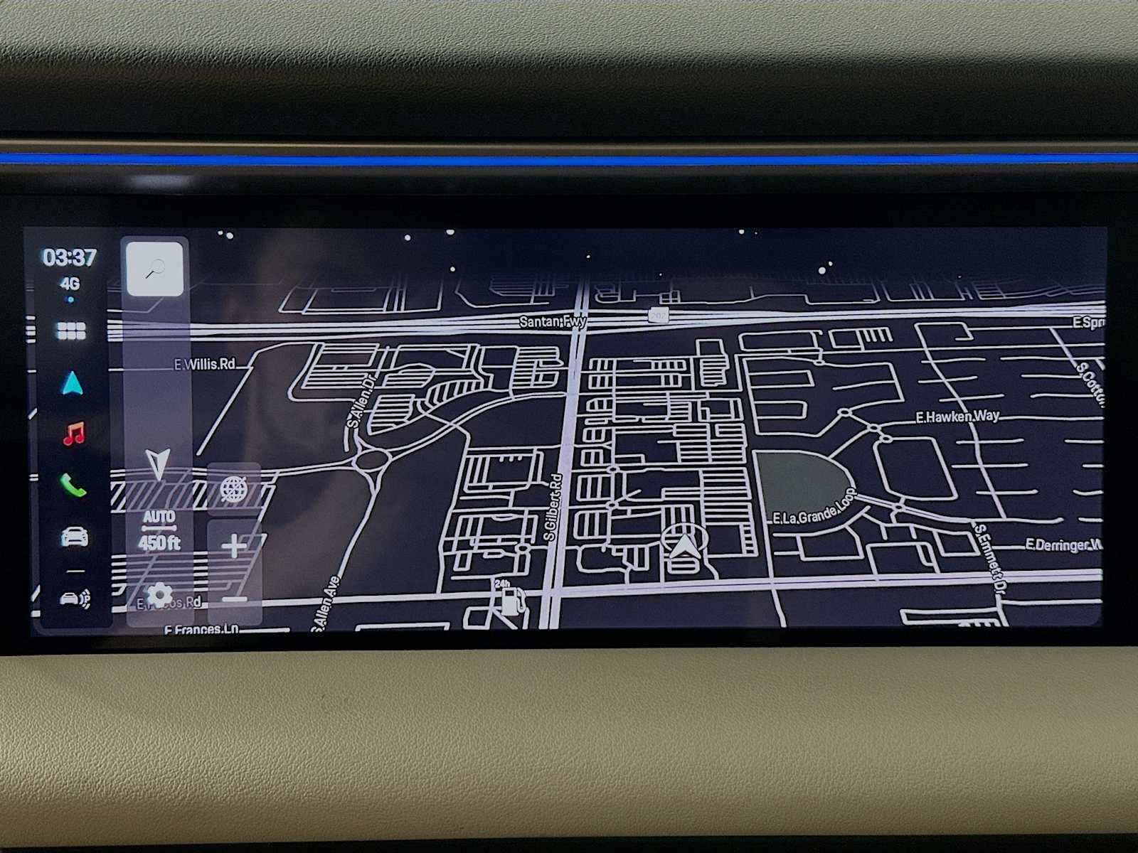 Certified 2025 Porsche Macan 4S Electric image 19