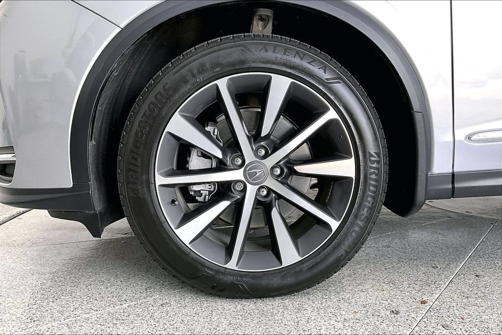 Certified 2026 Acura MDX w/ Technology Package FWD image 11