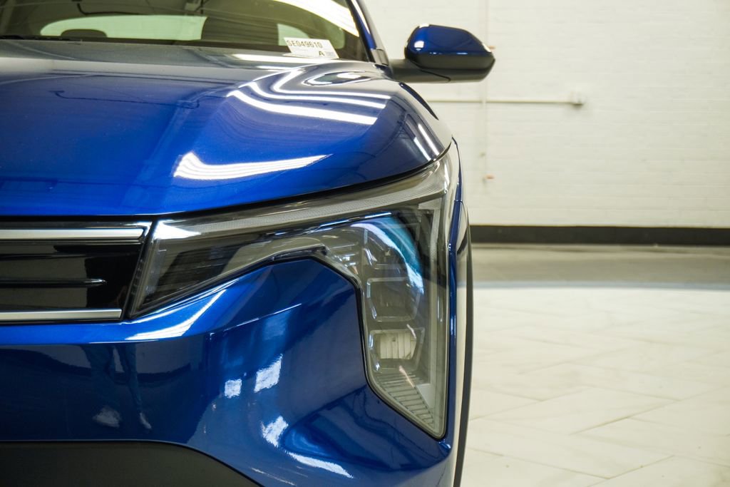 Used 2025 Kia K4 EX image 40