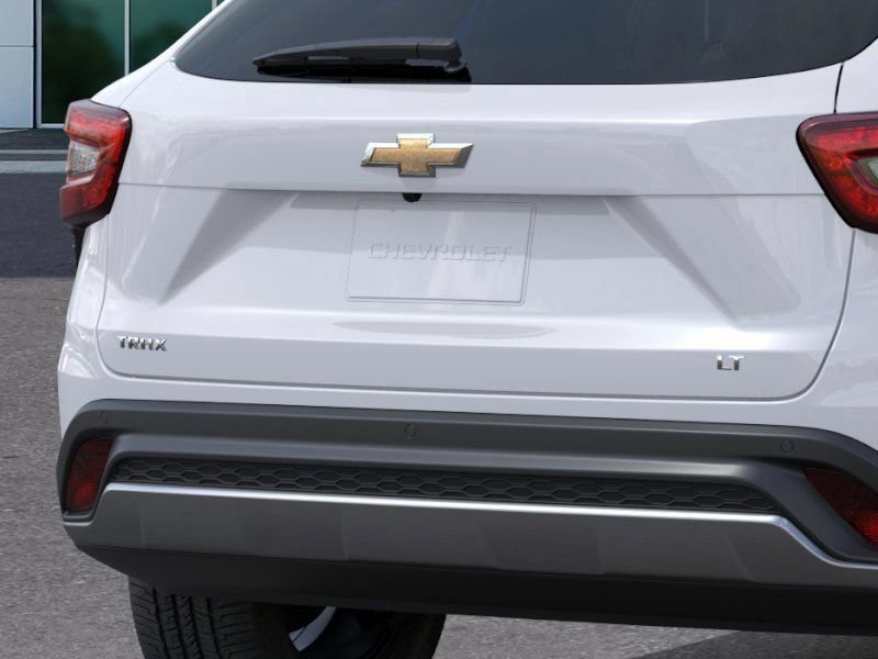 New 2026 Chevrolet Trax LT w/ Driver Confidence Package FWD image 14