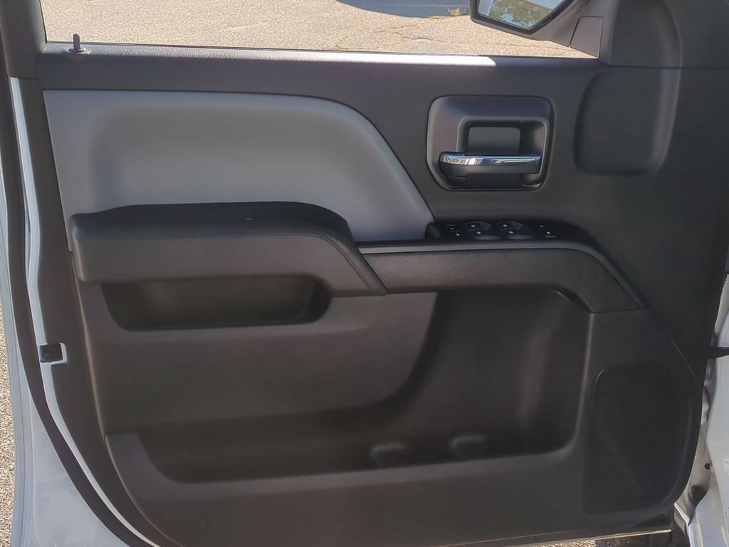 Used 2019 Chevrolet Silverado 1500 W/T AWD/4WD image 11