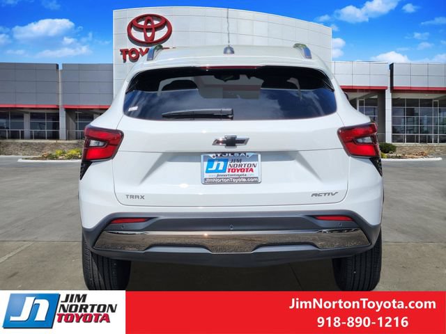 Used 2025 Chevrolet Trax ACTIV w/ Driver Confidence Package FWD image 7