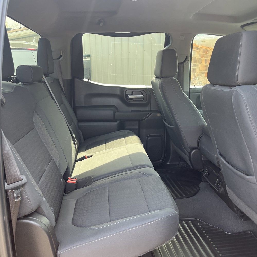 Used 2019 Chevrolet Silverado 1500 LT AWD/4WD image 13