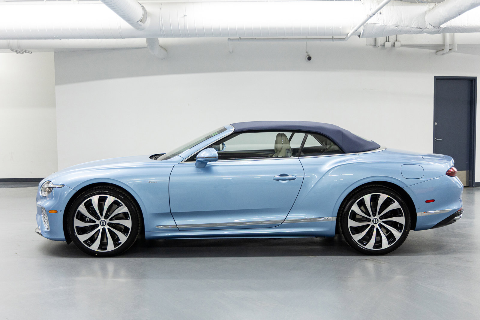 New 2026 Bentley Continental GTC image 4