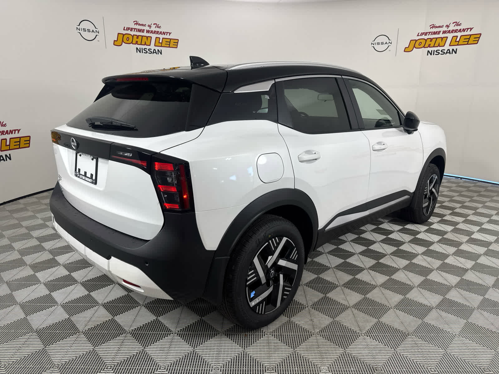 New 2026 Nissan Kicks SV image 6