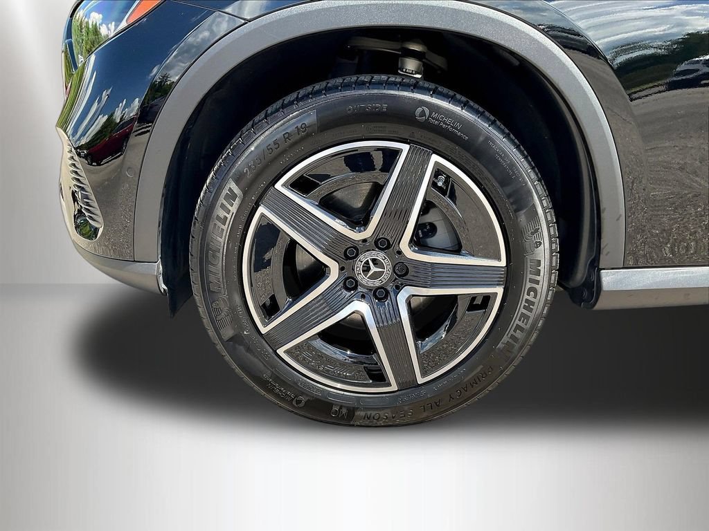 Used 2026 Mercedes-Benz GLC 300 4MATIC image 35
