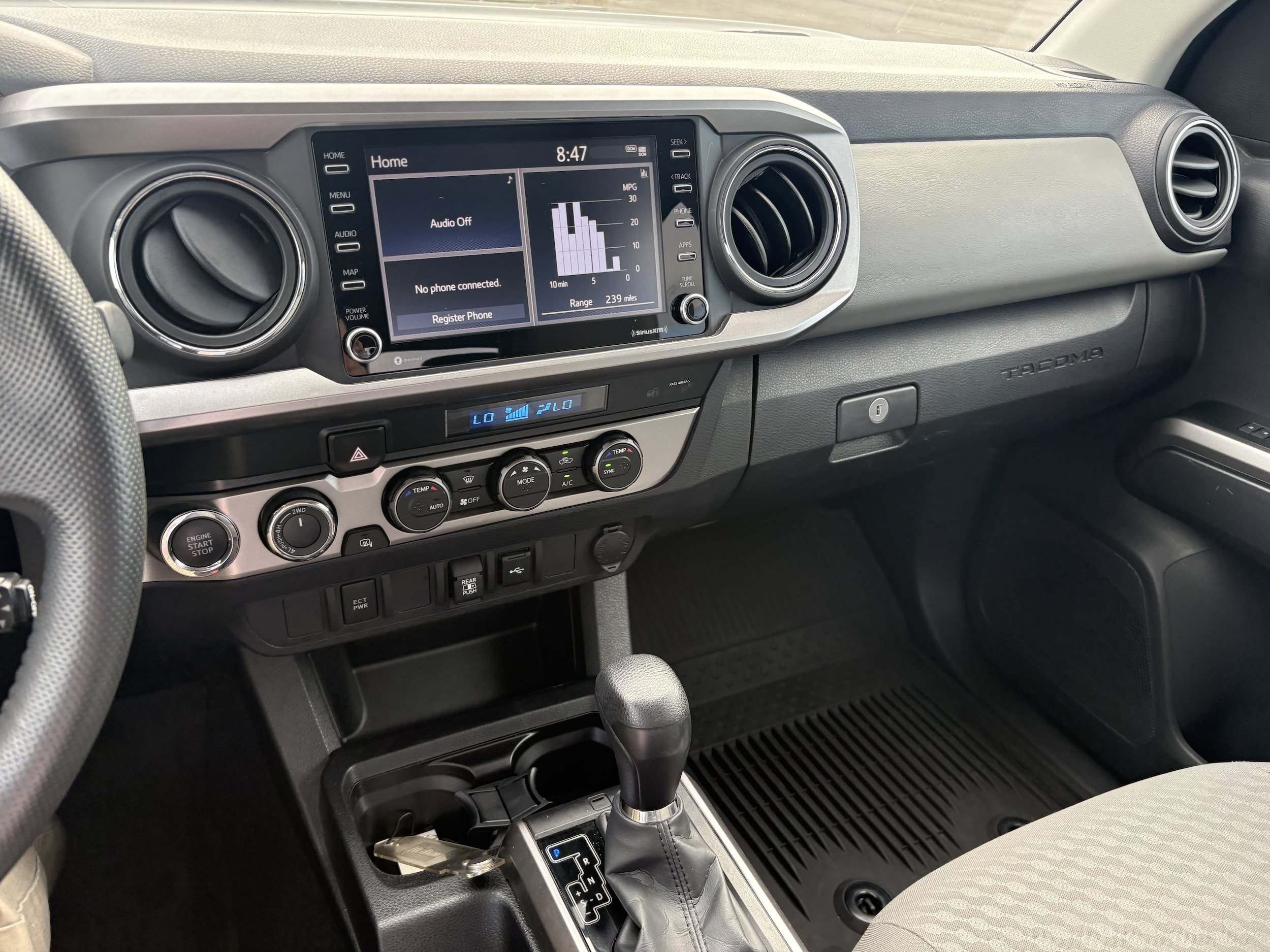 Certified 2023 Toyota Tacoma SR5 AWD/4WD image 9