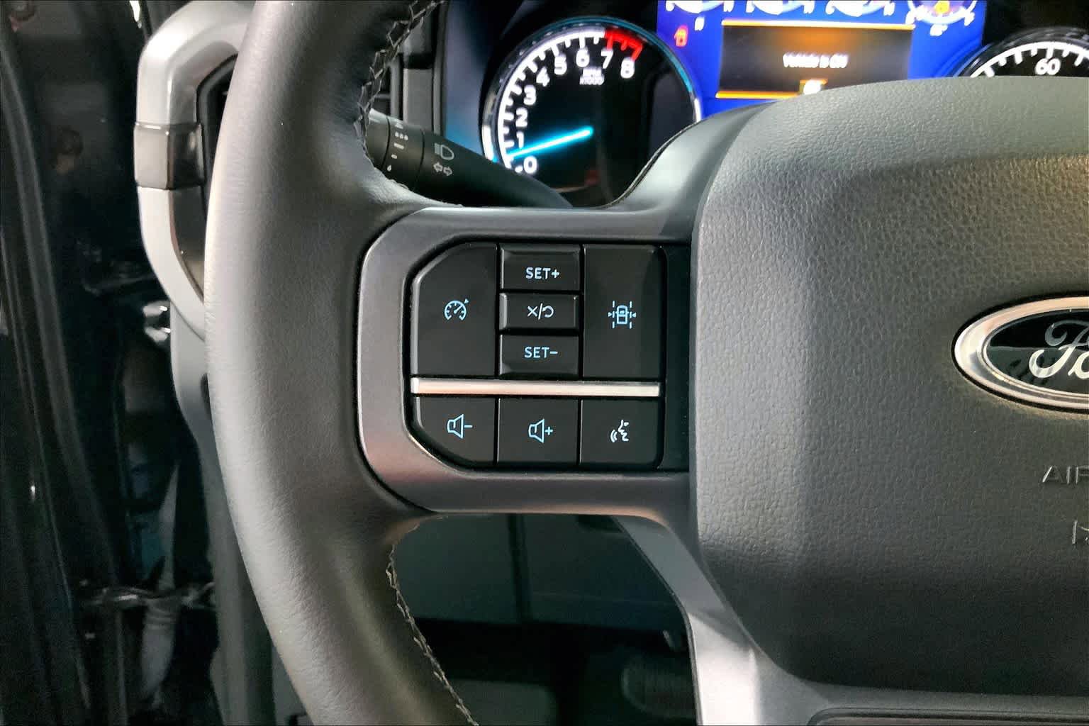 Used 2023 Ford F150 XLT w/ XLT Black Appearance Package AWD/4WD image 21