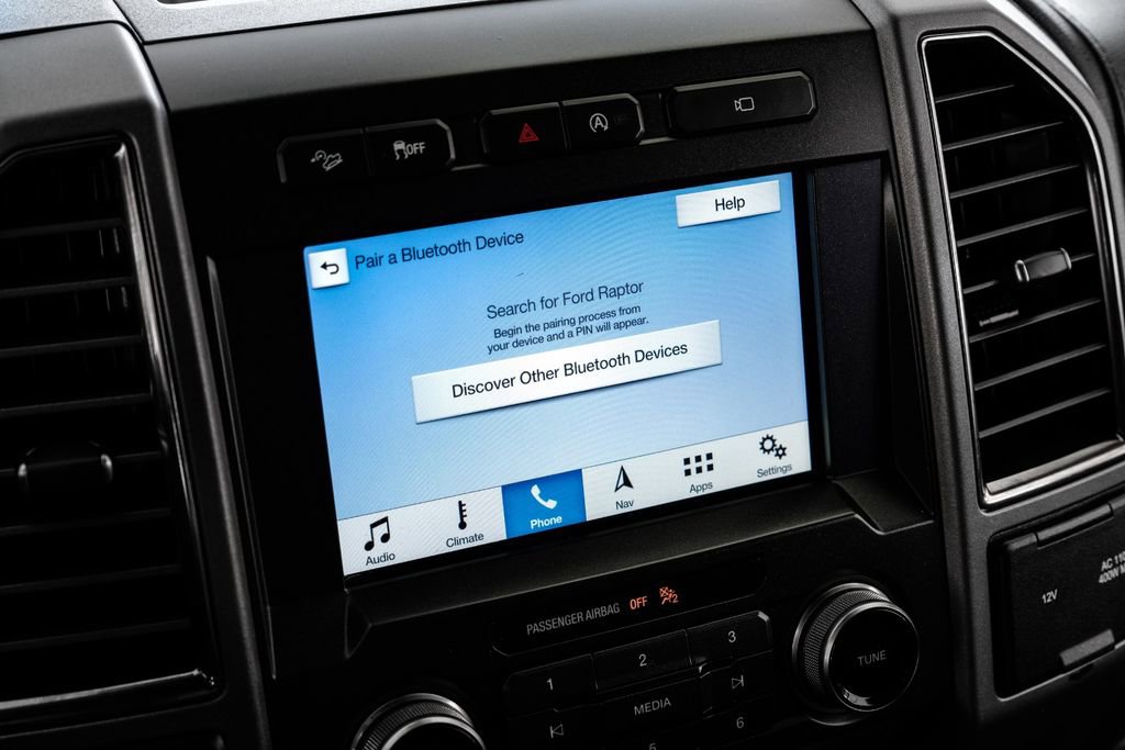 Used 2017 Ford F150 Raptor w/ Equipment Group 802A Luxury image 34