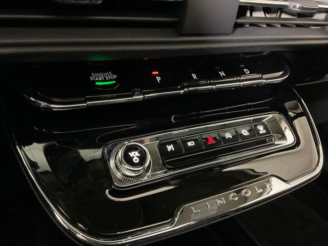 Used 2025 Lincoln Corsair Reserve AWD/4WD image 22