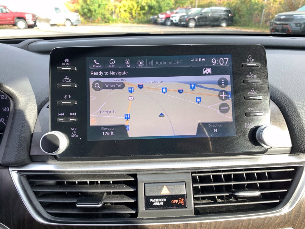 Used 2018 Honda Accord Touring image 20