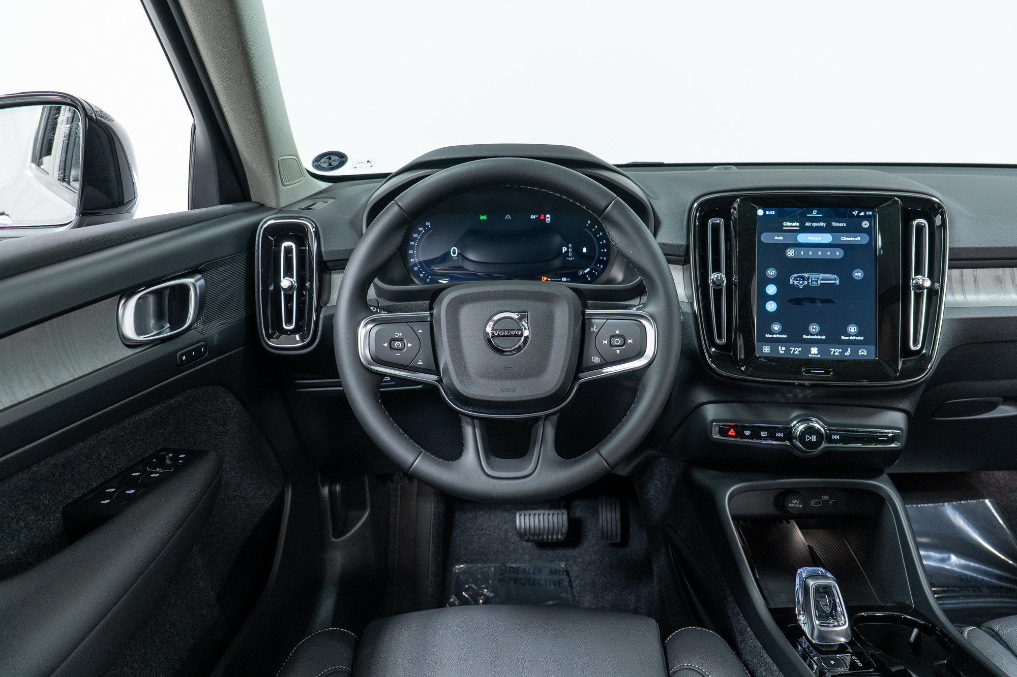 New 2026 Volvo XC40 B5 Plus w/ Protection Package Premier image 17