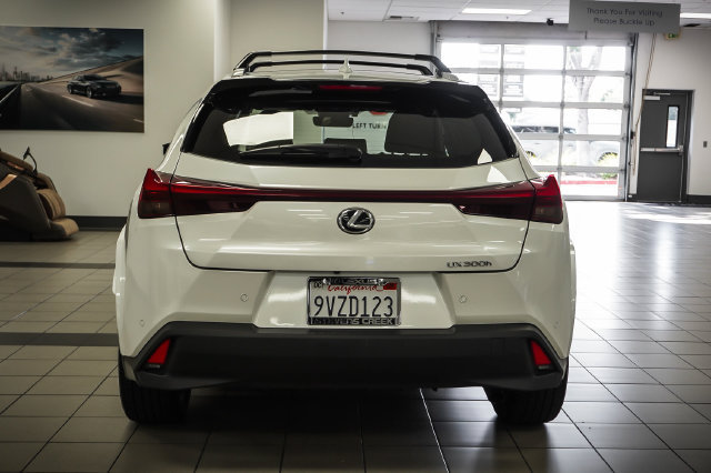 Certified 2025 Lexus UX 300h FWD w/ Accessory Package (Z2) image 7
