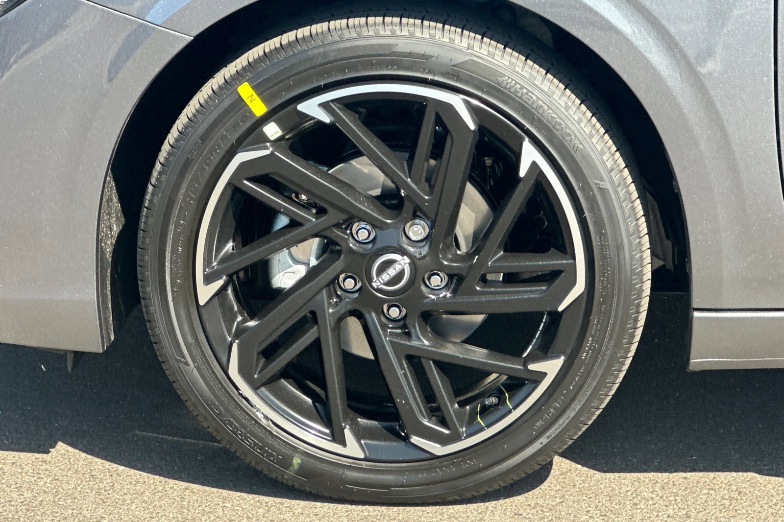 New 2027 Nissan Sentra SR FWD image 29
