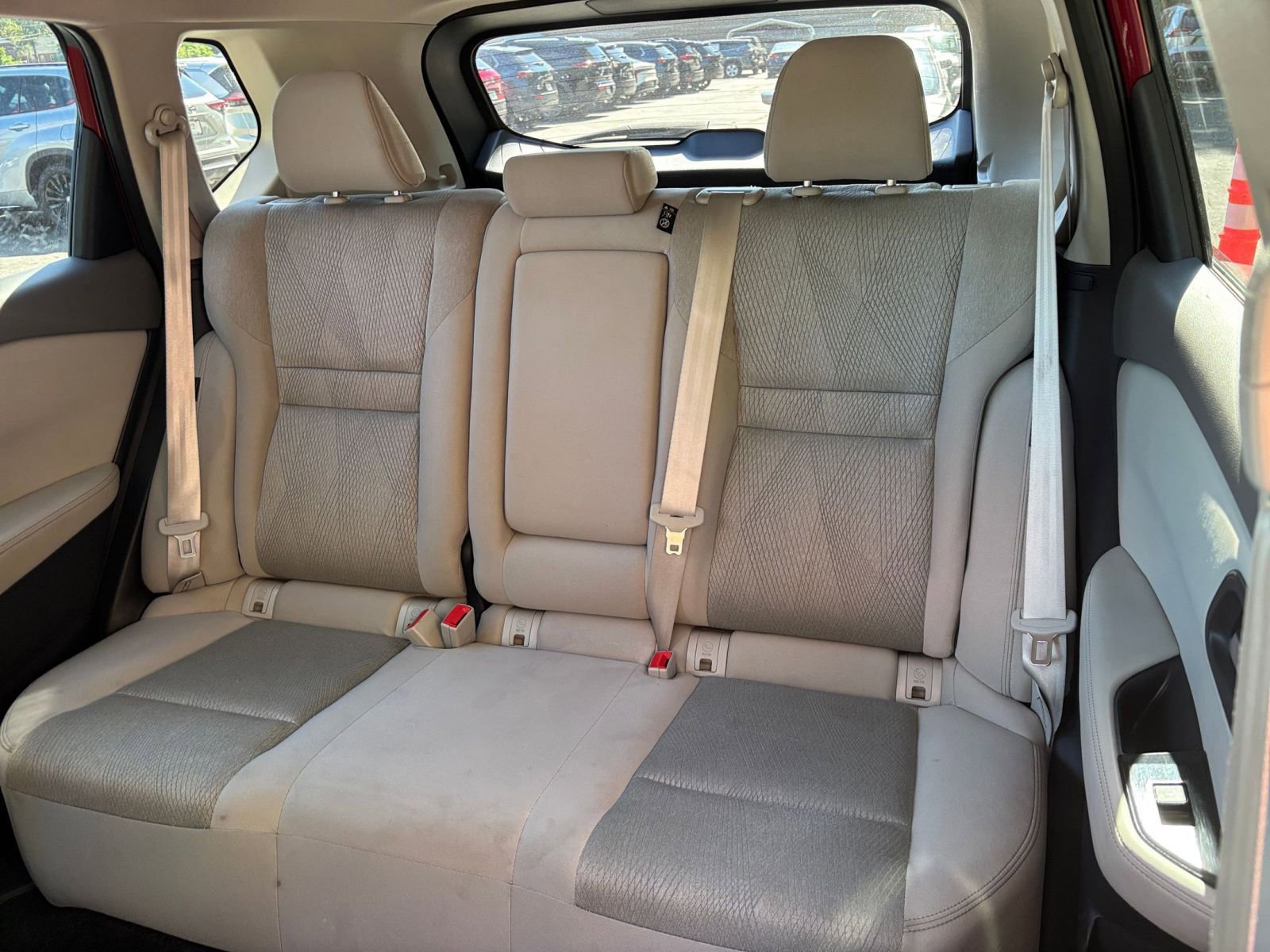 Used 2025 Nissan Rogue SV AWD/4WD image 40