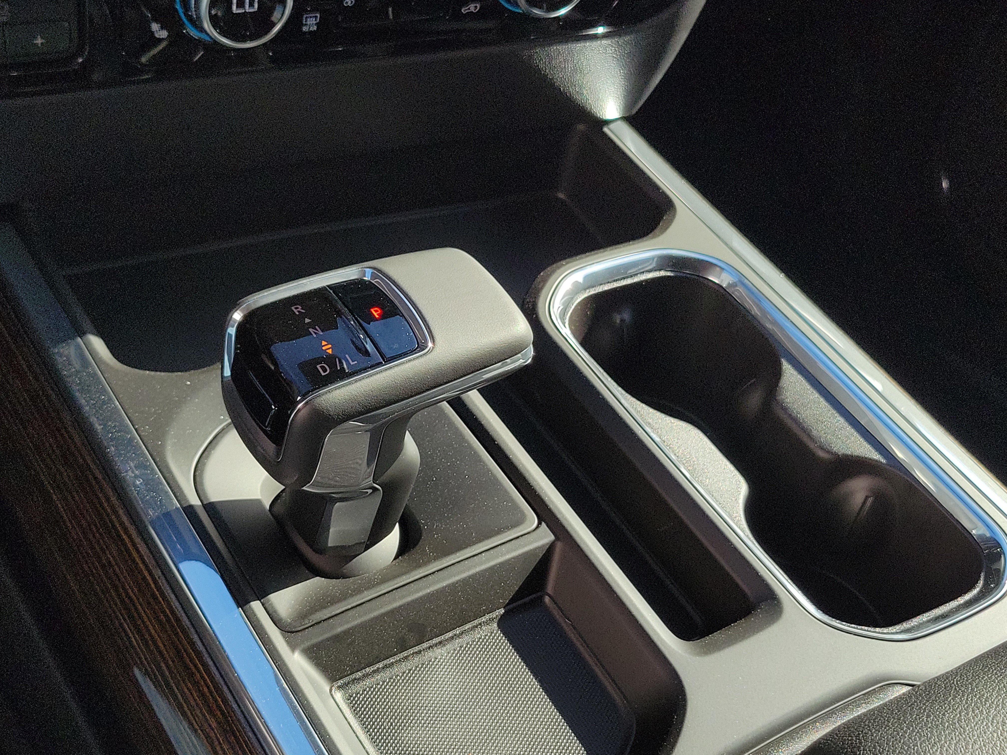 New 2026 GMC Sierra 1500 Elevation w/ Elevation Premium Package AWD/4WD image 32