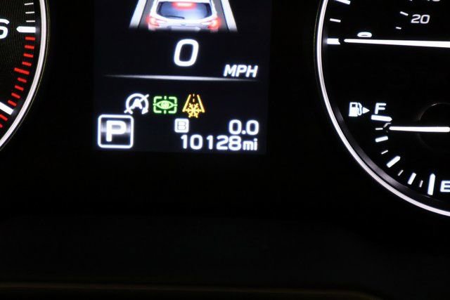 Used 2025 Subaru Outback Limited image 16