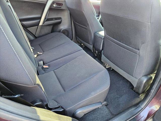 Used 2016 Toyota RAV4 XLE w/ Convenience Package FWD image 18