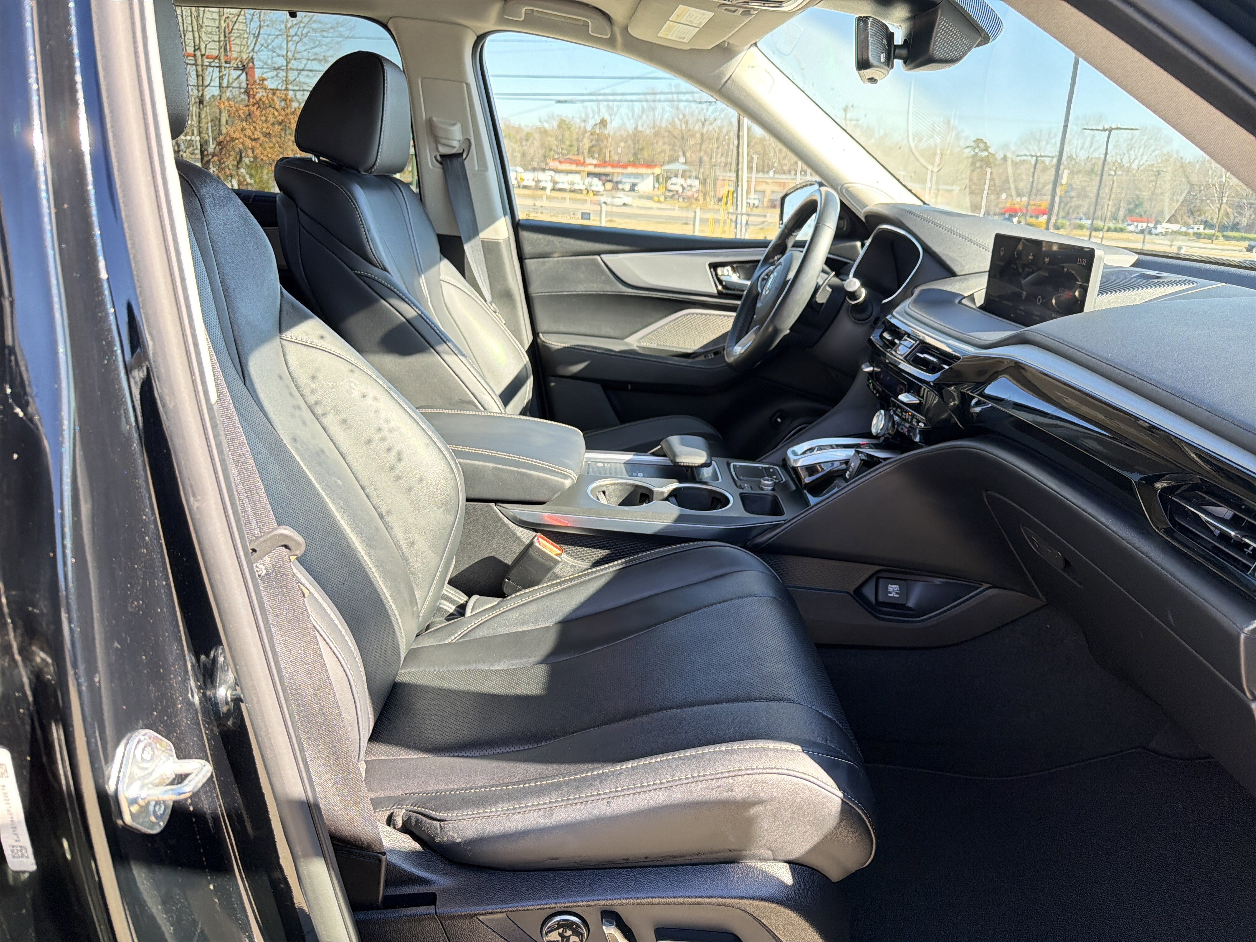 Certified 2023 Acura MDX SH-AWD w/ Technology Package image 30