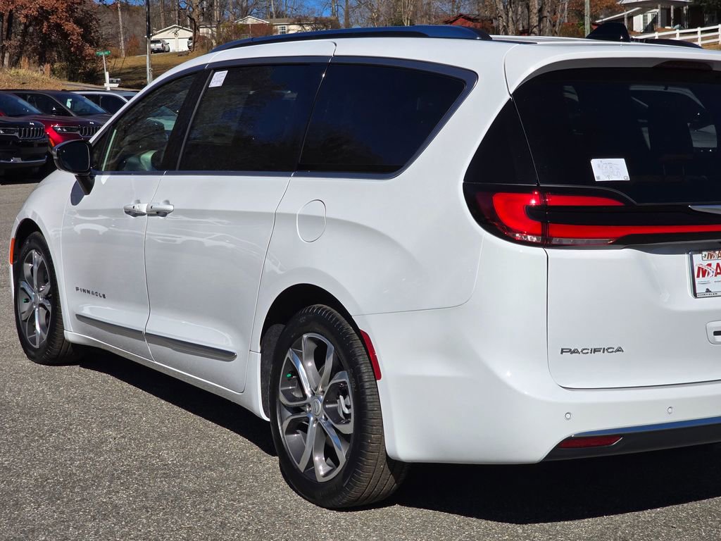 New 2026 Chrysler Pacifica Pinnacle image 41
