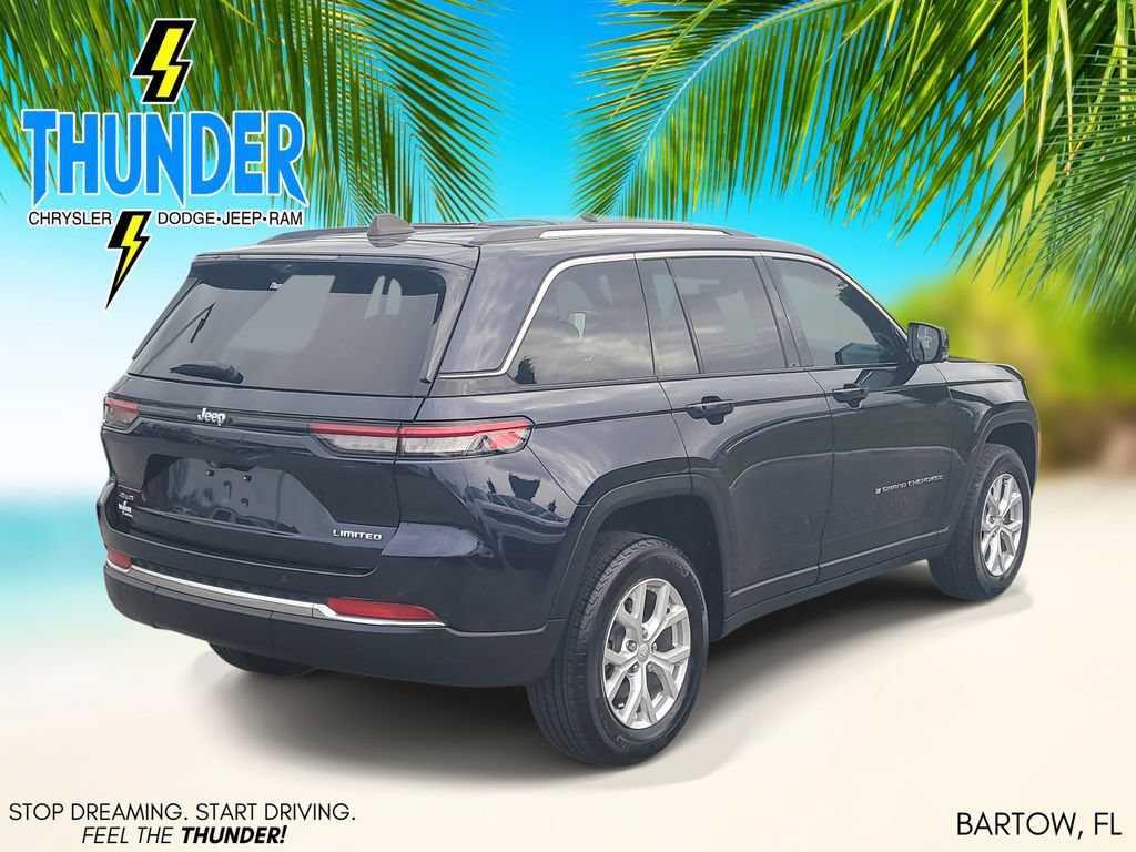 Certified 2023 Jeep Grand Cherokee Limited w/ Luxury Tech Group II AWD/4WD image 4